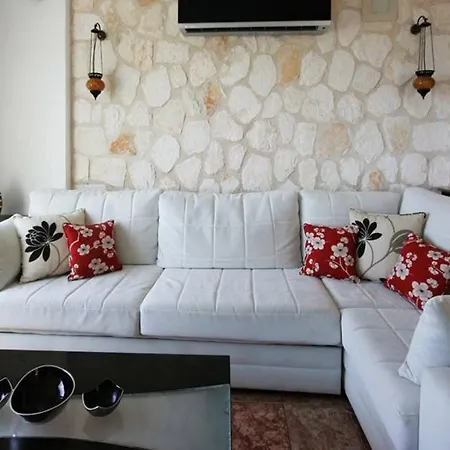 Joy, Kalamar Road, Kalkan Vilă